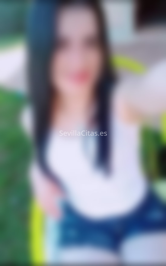 Danna, jovencita con cara de muñeca. 687155050. Citas en SEVILLA, SEVILLA. www.sevillacitas.es.