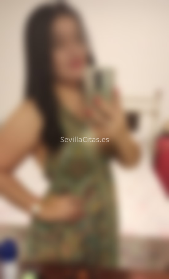 Danna, jovencita con cara de muñeca. 687155050. Citas en SEVILLA, SEVILLA. www.sevillacitas.es.