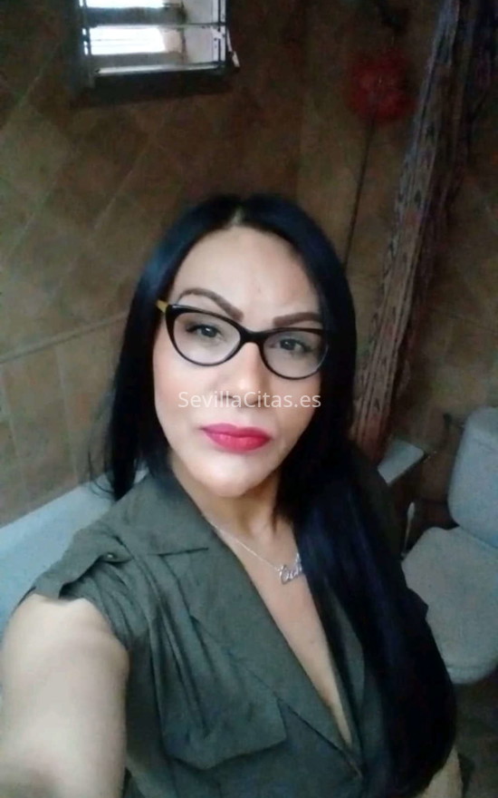 Cinthia, argentina. 627271361. Citas en SEVILLA, SEVILLA. www.sevillacitas.es.
