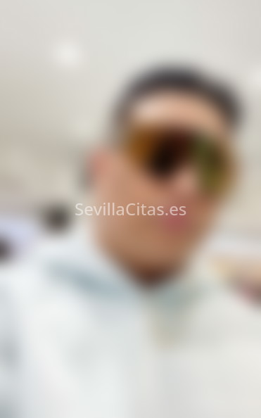 Maximiliano, latino. 672488234. Citas en SEVILLA, SEVILLA. www.sevillacitas.es.
