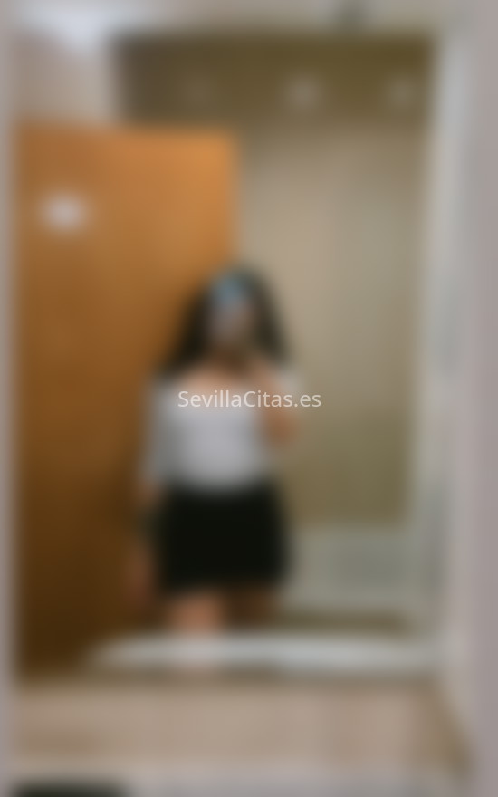 Isabella, joven colombiana . 613491939. Citas en SEVILLA, SEVILLA. www.sevillacitas.es.