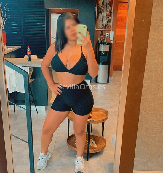Chica guapa venezolana, Natalia. 622736883. Citas en SEVILLA, SEVILLA. www.sevillacitas.es.