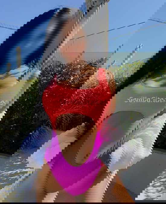 Noemi, 27 años, pura elegancia. 633368811. Citas en SEVILLA, SEVILLA. www.sevillacitas.es.