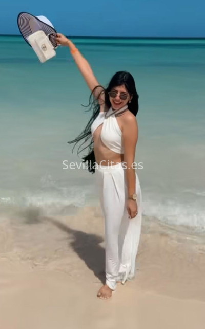 Victoria, 24 años, pura elegancia. 633368811. Citas en SEVILLA, SEVILLA. www.sevillacitas.es.