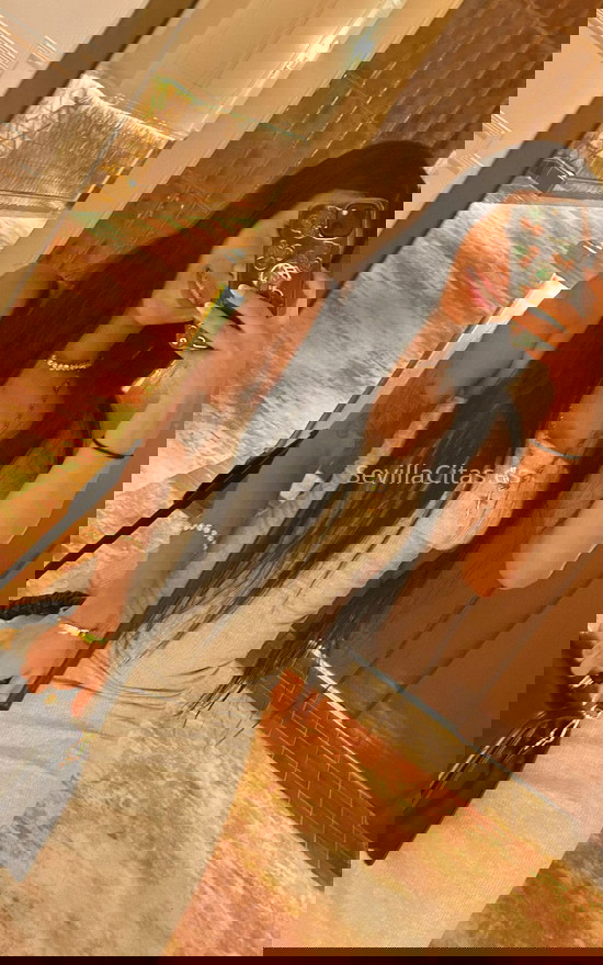 Abril, espectacular venezolana . 687658102. Citas en SEVILLA, SEVILLA. www.sevillacitas.es.