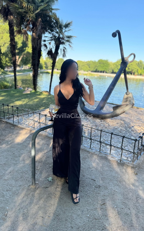 Yasmin, joven latina . 611244718. Citas en SEVILLA, SEVILLA. www.sevillacitas.es.