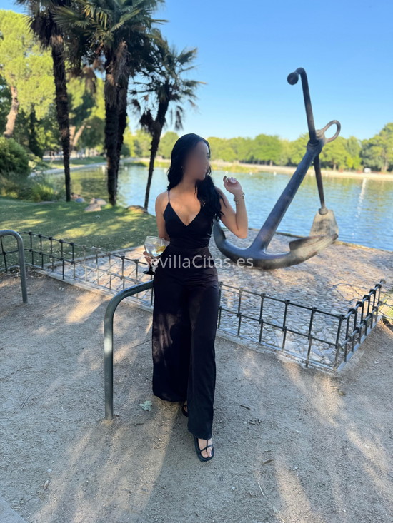 Yasmin, joven latina . 611244718. Citas en SEVILLA, SEVILLA. www.sevillacitas.es.