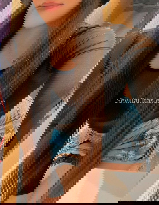 Karina, latina muy cercana y simpática . 634158321. Citas en SEVILLA, SEVILLA. www.sevillacitas.es.