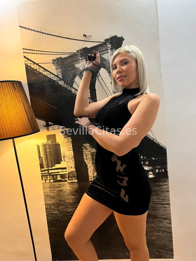 Mia Suset, rubia venezolana. 607024502. Citas en SEVILLA, SEVILLA. www.sevillacitas.es.